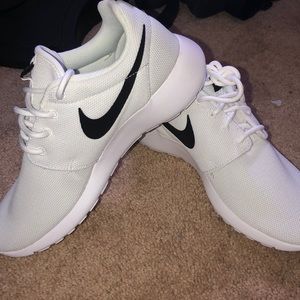 Nike Roshe 1